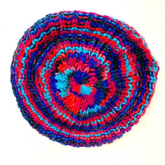 Vans Variegated Crochet Beret Hat Os - Picture 3 of 7